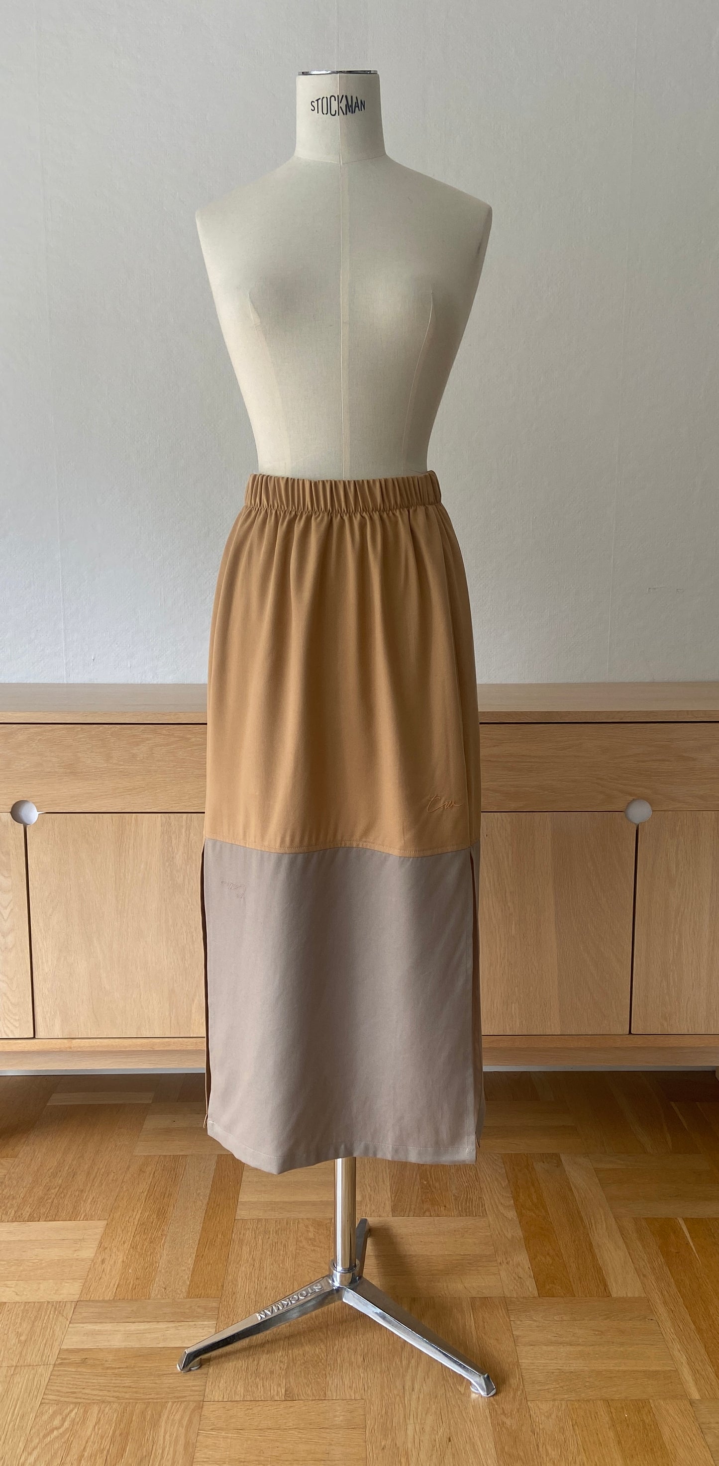 REMAKE SKIRT ALEX TENCEL™ LYOCELL SAND/TAUPE